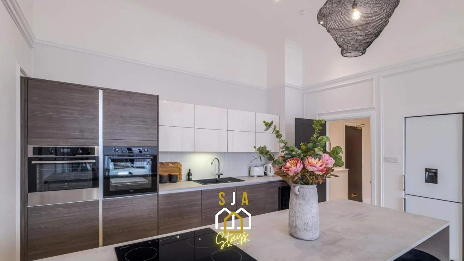 Bastille Stay - Sja Stays - Luxury 2 Bed Apartment 애버딘