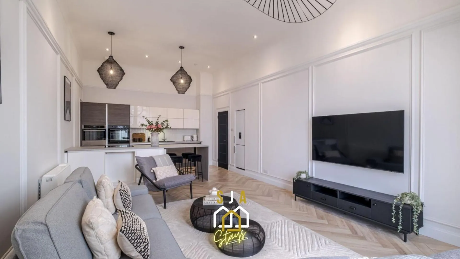 Bastille Stay - Sja Stays - Luxury 2 Bed Apartment 애버딘